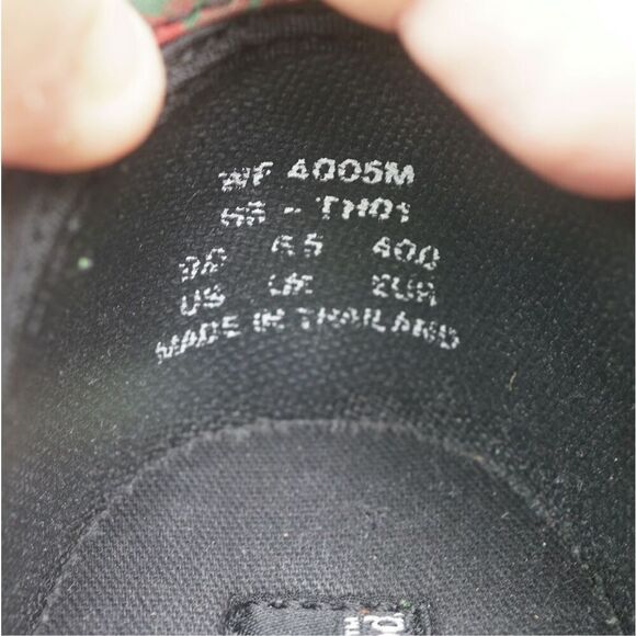 Vintage 90s Keds Red Green Christmas Plaid Sneakers - Picture 11 of 11